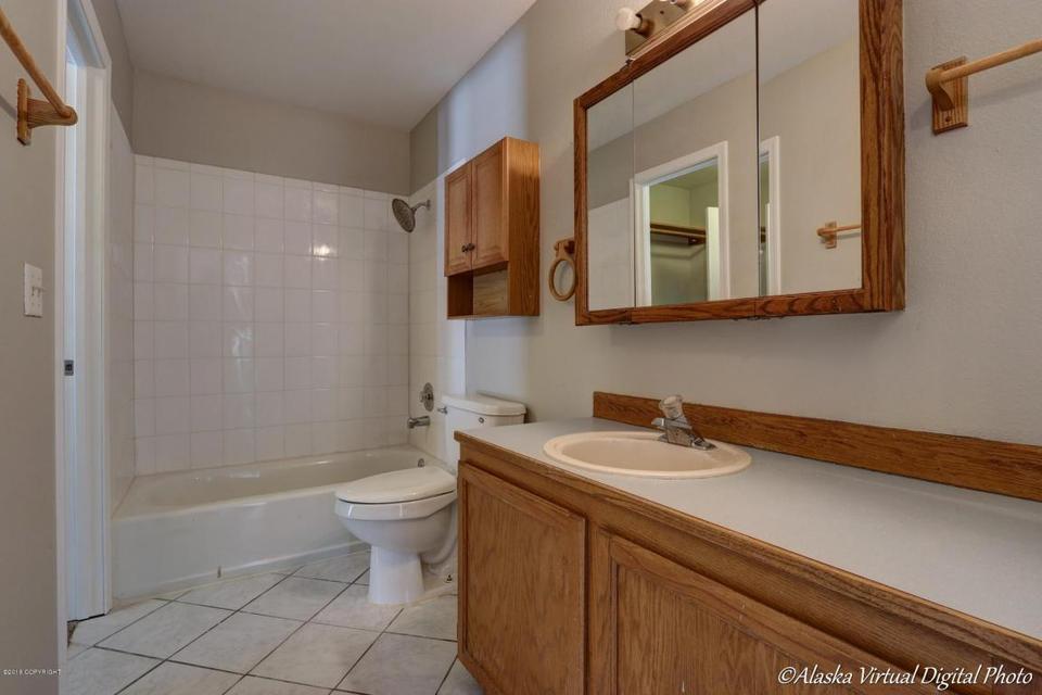  7700 Delridge Cir, Anchorage, AK 99507 photo 11