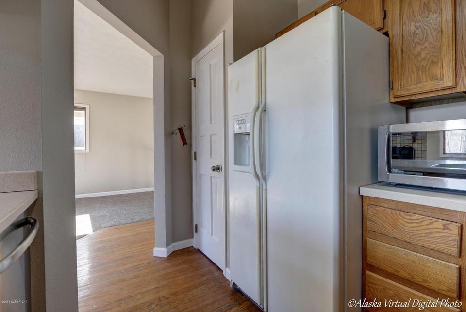  7700 Delridge Cir, Anchorage, AK 99507 photo 6