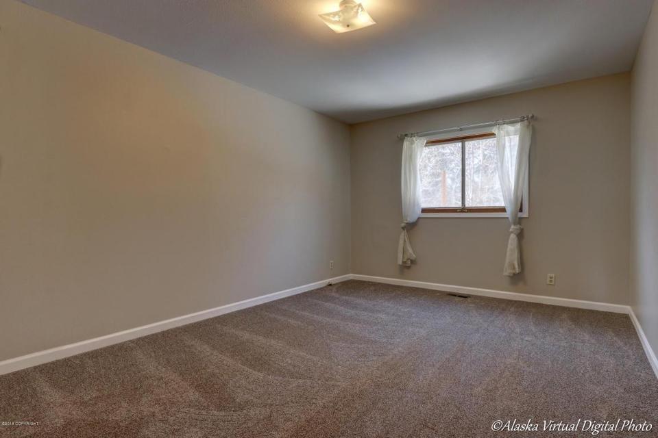  7700 Delridge Cir, Anchorage, AK 99507 photo 12