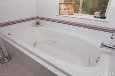 8281 Berry Patch Dr, Anchorage, AK 99502 photo 16