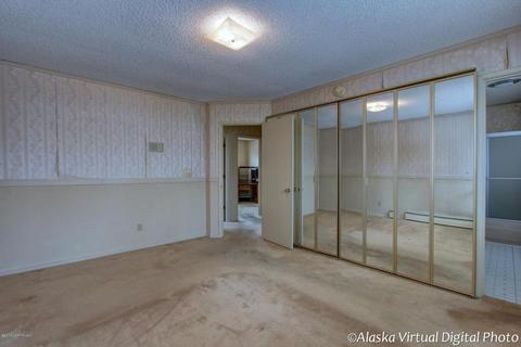 7330 Augustine Dr, Anchorage, AK 99504 photo 15