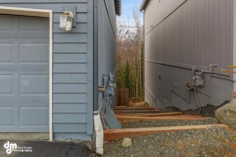 9178 Eagle River Ln, Eagle River, AK 99577 photo 46