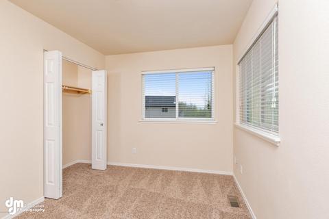 9178 Eagle River Ln, Eagle River, AK 99577 photo 28