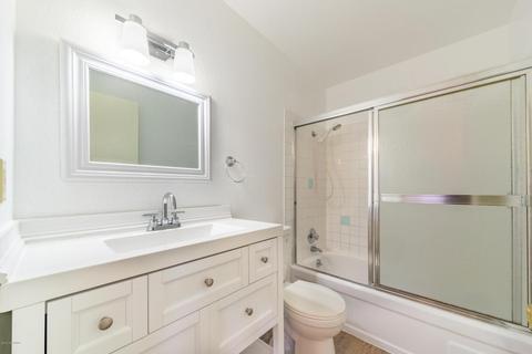 8570 E 12th Ct, Anchorage, AK 99504 photo 14