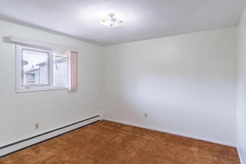 8570 E 12th Ct, Anchorage, AK 99504 photo 12