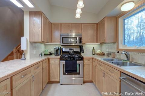 18108 Tonsina Ct, Eagle River, AK 99577 photo 9