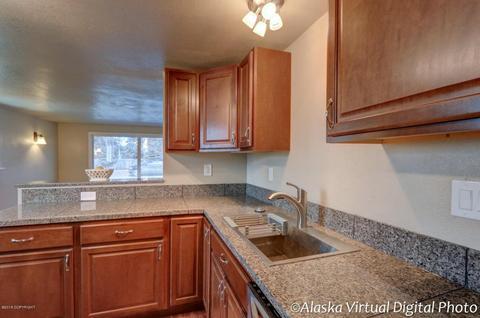 826 E 13th Ave, Anchorage, AK 99501 photo 10
