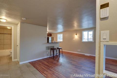 826 E 13th Ave, Anchorage, AK 99501 photo 7