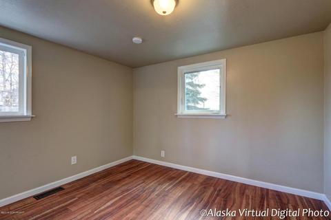 826 E 13th Ave, Anchorage, AK 99501 photo 17
