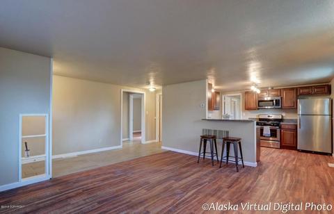 826 E 13th Ave, Anchorage, AK 99501 photo 1
