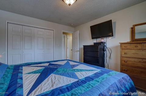 4118 Hampton Dr, Anchorage, AK 99504 photo 13