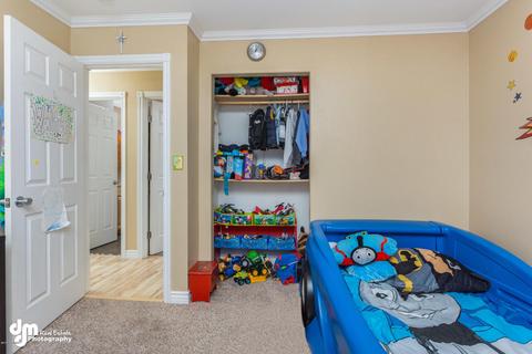 738 E 74th Ave, Anchorage, AK 99518 photo 15