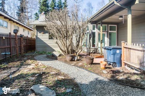 458 Aurora Dr, Anchorage, AK 99503 photo 3