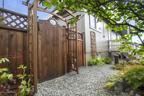 3003 Eureka St, Anchorage, AK 99503 photo 9