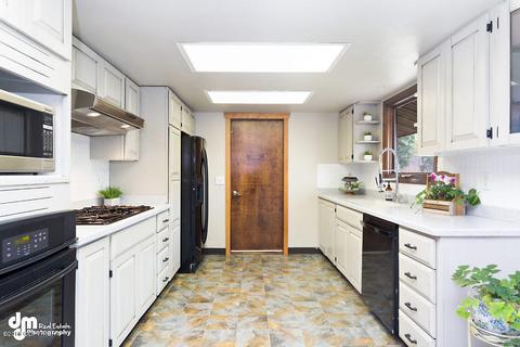 17710 Teklanika Dr, Eagle River, AK 99577 photo 9