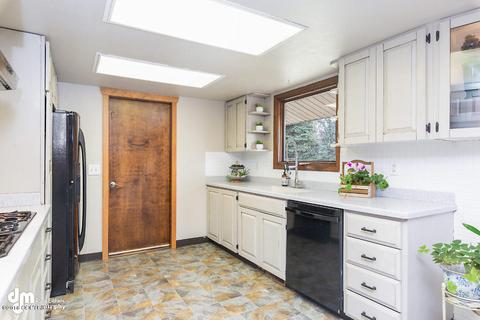 17710 Teklanika Dr, Eagle River, AK 99577 photo 10