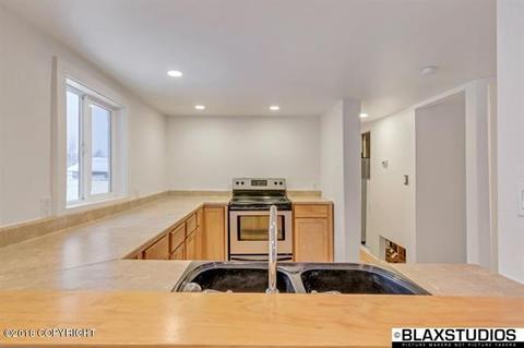1260 Hartzog Loop, North Pole, AK 99705 photo 5