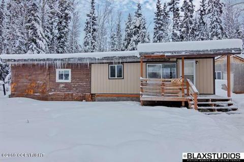 1260 Hartzog Loop, North Pole, AK 99705 photo 2