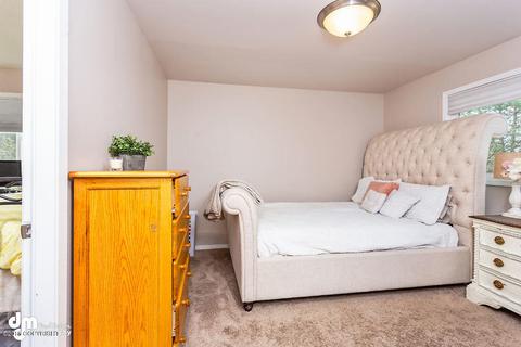18030 Hidden Falls Ave, Eagle River, AK 99577 photo 13