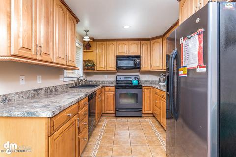 12208 Crested Butte Dr, Eagle River, AK 99577 photo 6