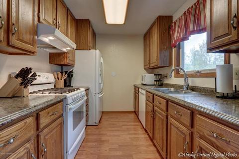 17639 Teklanika Dr, Eagle River, AK 99577 photo 6