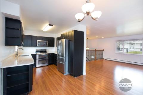 8540 E 12th Ct, Anchorage, AK 99504 photo 4