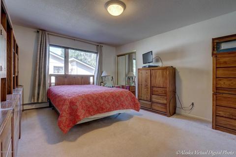 6120 E 38th Ct, Anchorage, AK 99504 photo 4