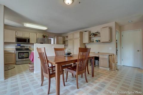 6120 E 38th Ct, Anchorage, AK 99504 photo 10