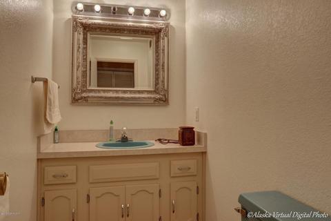 6120 E 38th Ct, Anchorage, AK 99504 photo 27