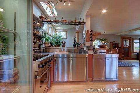 329 E 10th Ave, Anchorage, AK 99501 photo 17