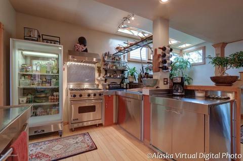 329 E 10th Ave, Anchorage, AK 99501 photo 4
