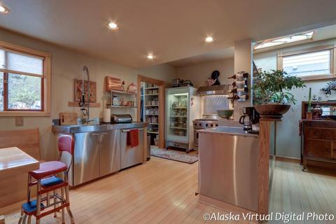 329 E 10th Ave, Anchorage, AK 99501 photo 16