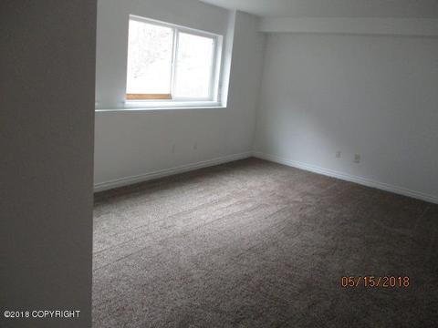 20211 Glacier Park Cir, Eagle River, AK 99577 photo 4