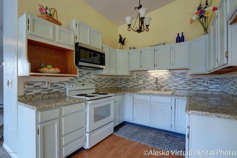 18713 N Lowrie Loop, Eagle River, AK 99577 photo 7