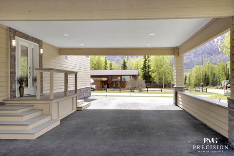 9815 Wren Ln, Eagle River, AK 99577 photo 3