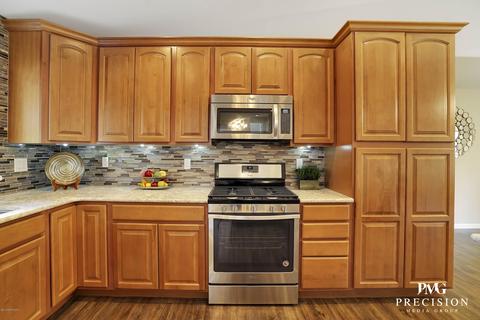 9815 Wren Ln, Eagle River, AK 99577 photo 13