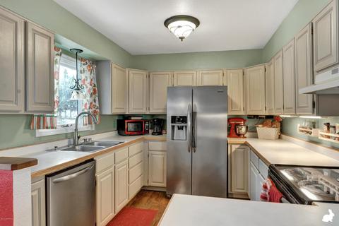 11530 Echo St, Eagle River, AK 99577 photo 10