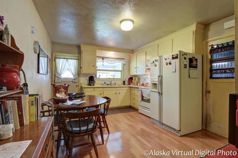 1509 E 40th Ct, Anchorage, AK 99508 photo 11