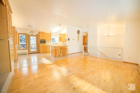 17958 Meadow Creek Dr, Eagle River, AK 99577 photo 11