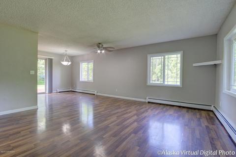 22440 Lampert Cir, Chugiak, AK 99567 photo 5