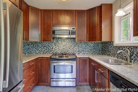 22440 Lampert Cir, Chugiak, AK 99567 photo 12