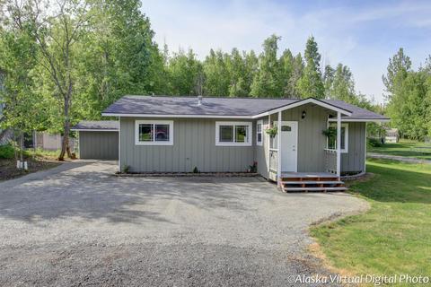 22440 Lampert Cir, Chugiak, AK 99567 photo 2