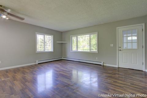 22440 Lampert Cir, Chugiak, AK 99567 photo 9