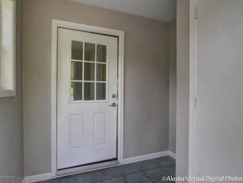 22440 Lampert Cir, Chugiak, AK 99567 photo 4