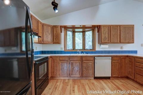 17551 Teklanika Dr, Eagle River, AK 99577 photo 9