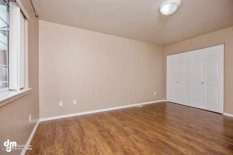 8121 Debarr Rd, Anchorage, AK 99504 photo 18