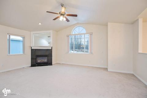 8121 Debarr Rd, Anchorage, AK 99504 photo 5