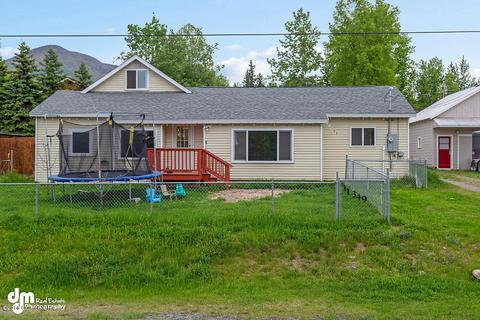 11349 Aurora St, Eagle River, AK 99577 photo 2