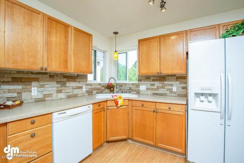 6520 Desiree Loop, Anchorage, AK 99507 photo 8