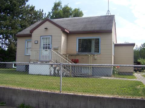 675 Birch St, Anchorage, AK 99501 photo 1